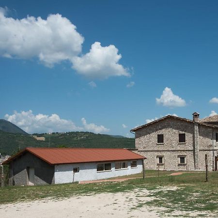 Agriturismo La Commenda-Adults Only Cascia Exterior photo